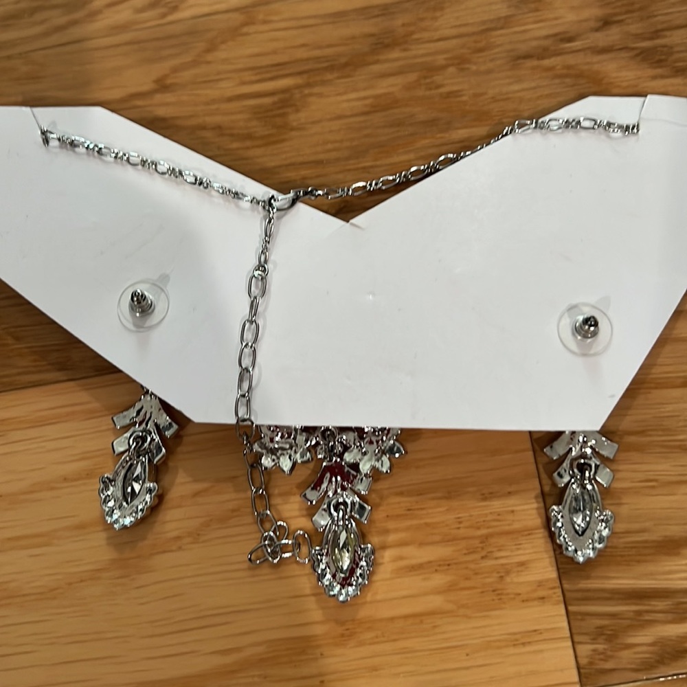 3 piece matching Jewelry set - Picture 4 of 4